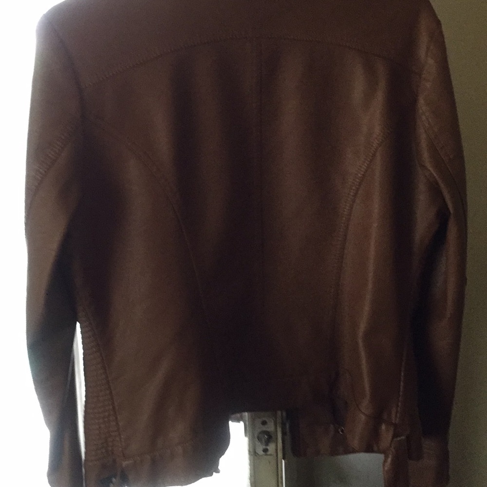 Leather jacket - Picture 3 of 7